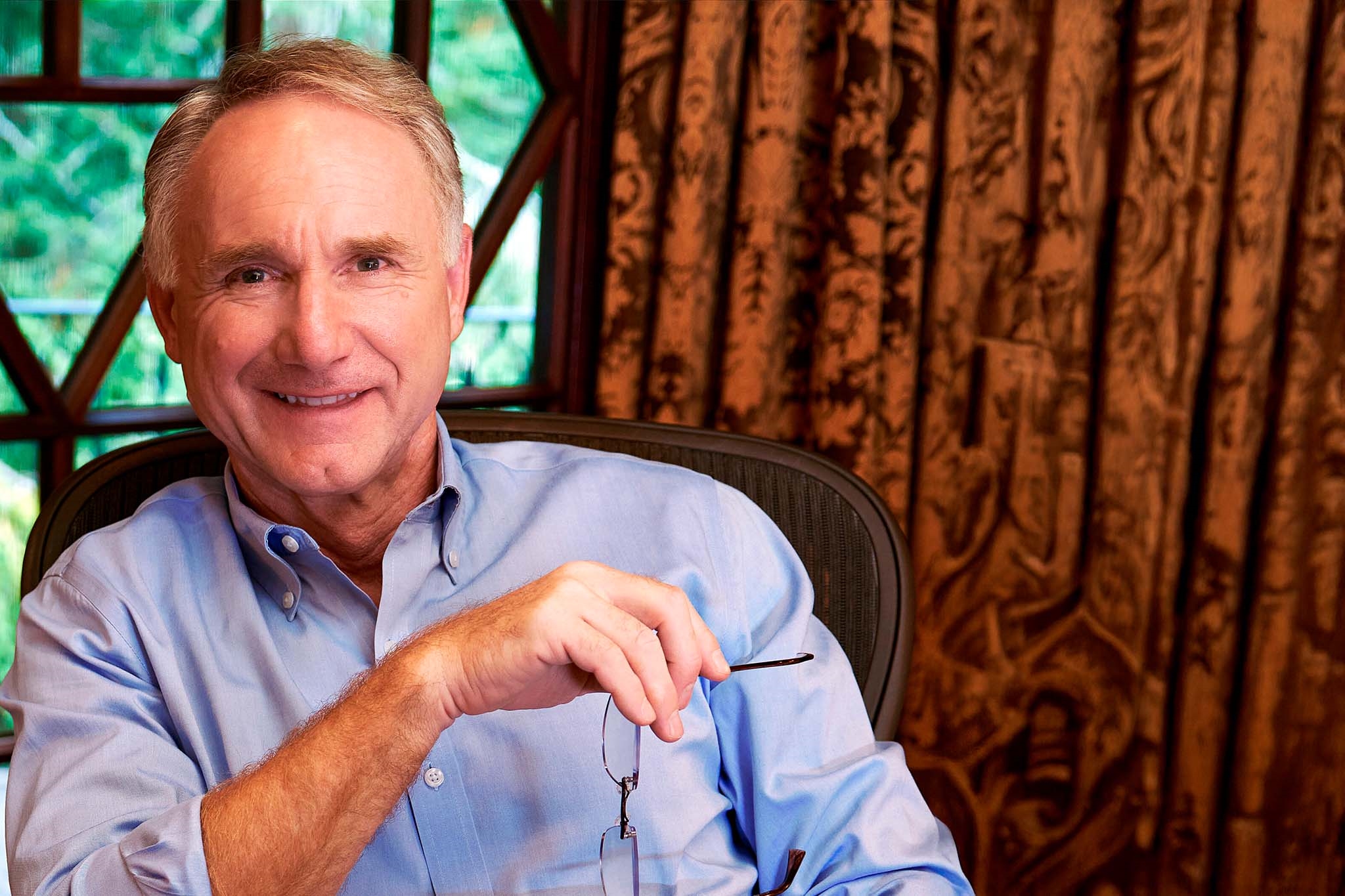 Dan Brown